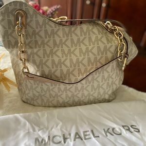 Michael kors monogram large bag with gold chain detail
